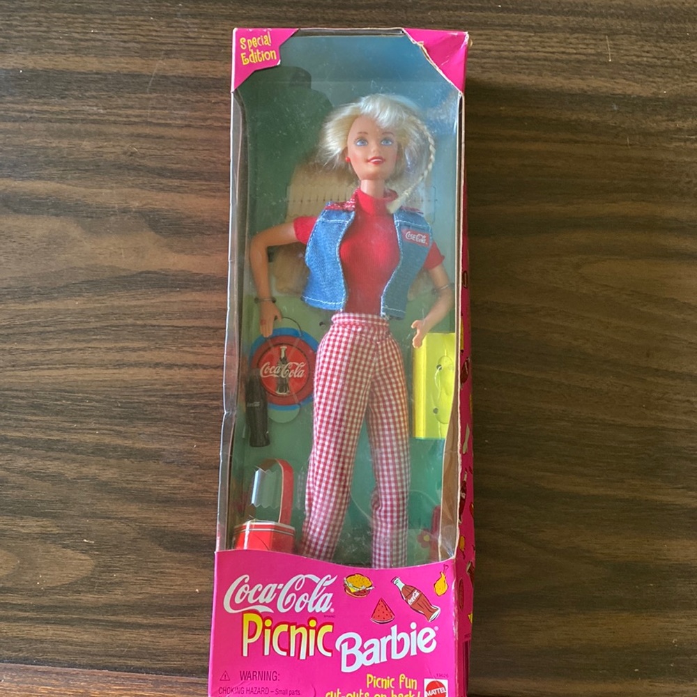 Vintage 1997 NEW Special Edition Coca Cola Picnic Barbie